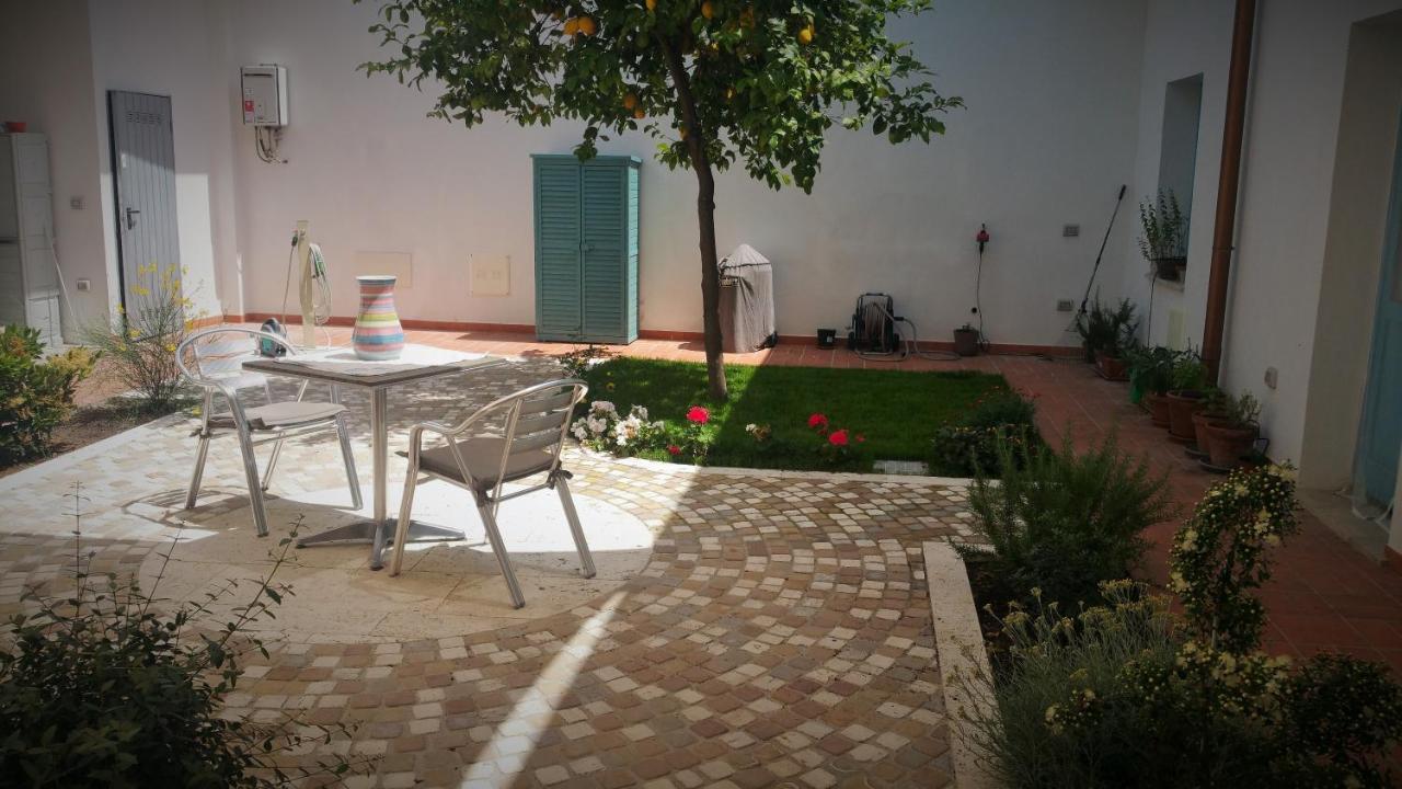 B&B-Le Rondini Monserrato Luaran gambar