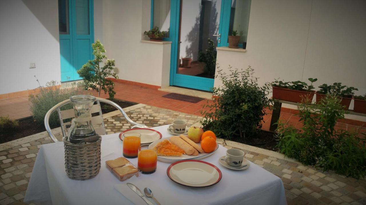 B&B-Le Rondini Monserrato Luaran gambar